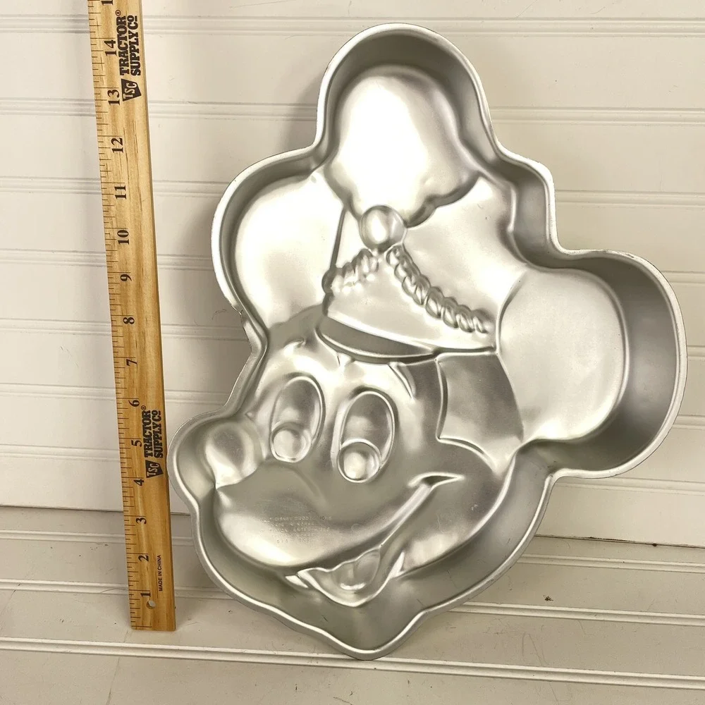 Wilton Mickey Mouse Baking Cake Pan‎ Mold Party Birthday 515-302 Band Music Drum